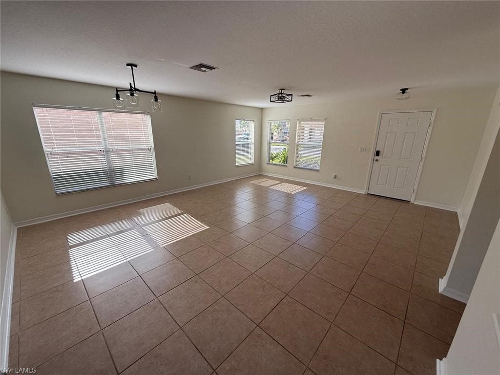 18168 Horizon View BLVD-13