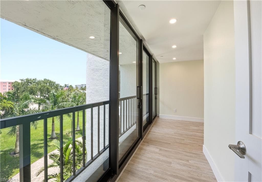 2316 Gulf Shore BLVD N 411-27