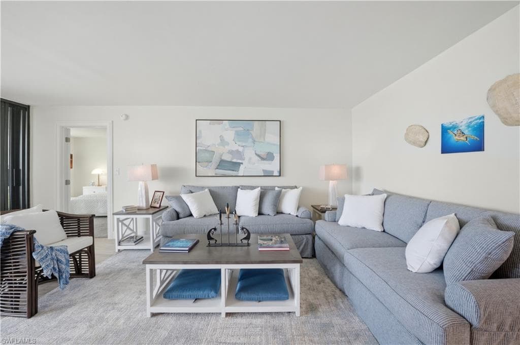 2316 Gulf Shore BLVD N 411-13