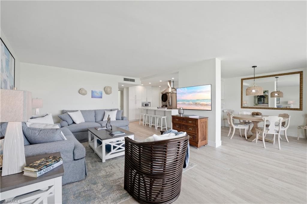 2316 Gulf Shore BLVD N 411-12