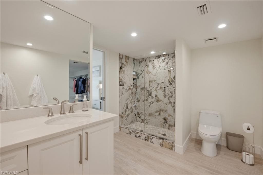 2316 Gulf Shore BLVD N 411-32
