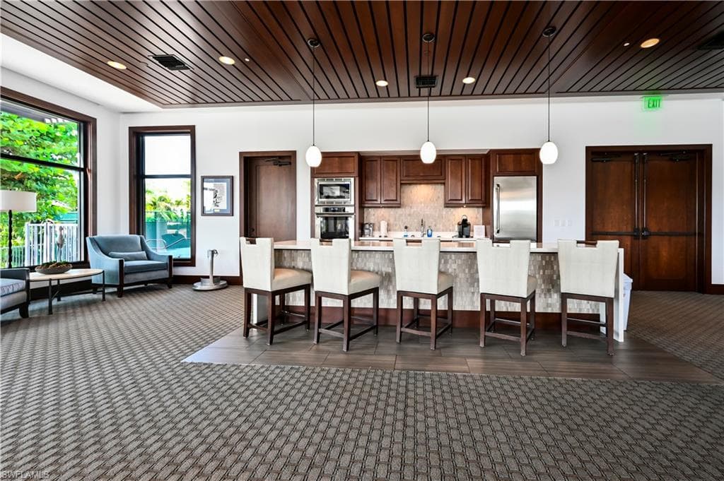 2316 Gulf Shore BLVD N 411-50