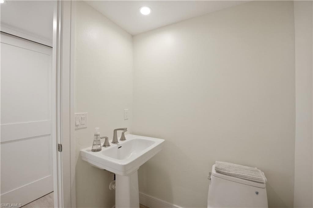 2316 Gulf Shore BLVD N 411-37