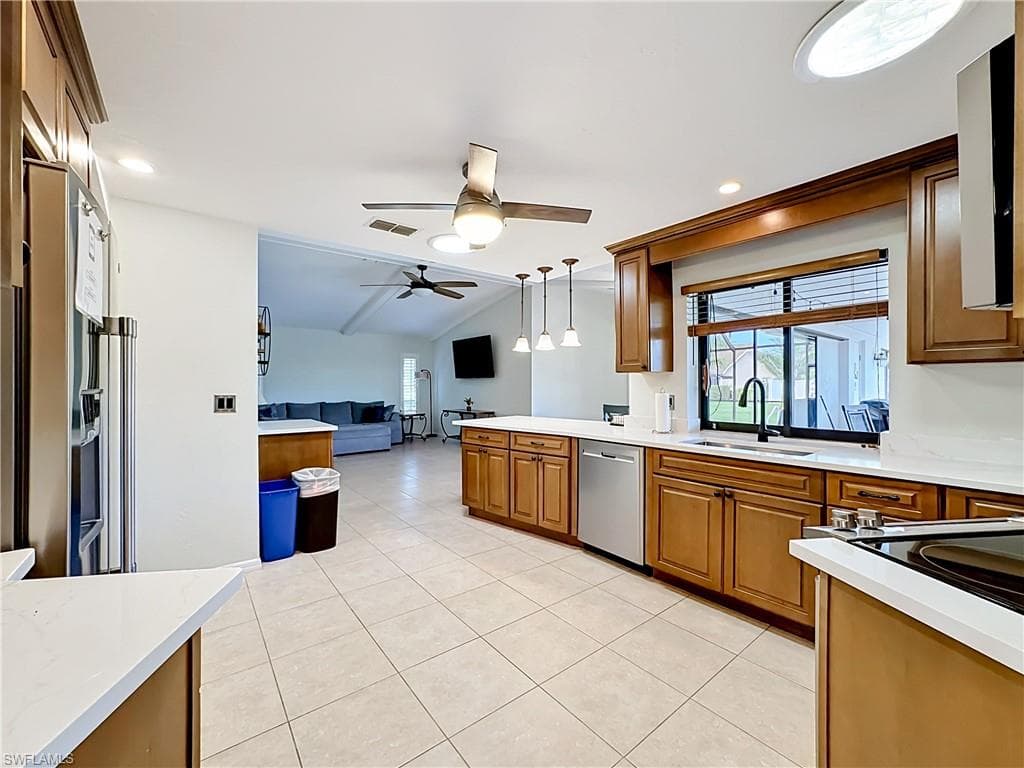 1201 Westfield DR-6