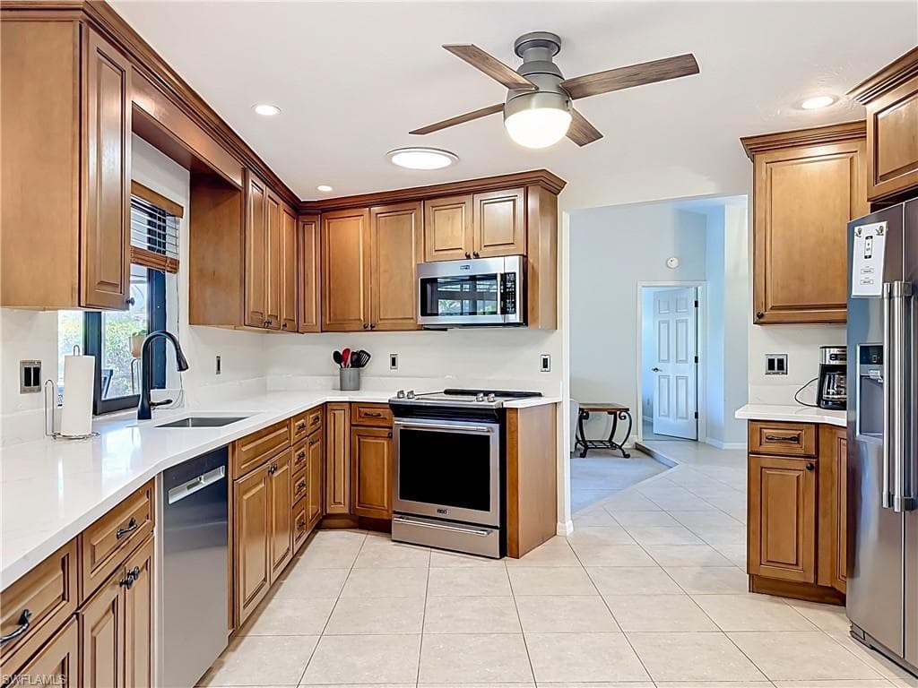 1201 Westfield DR-8