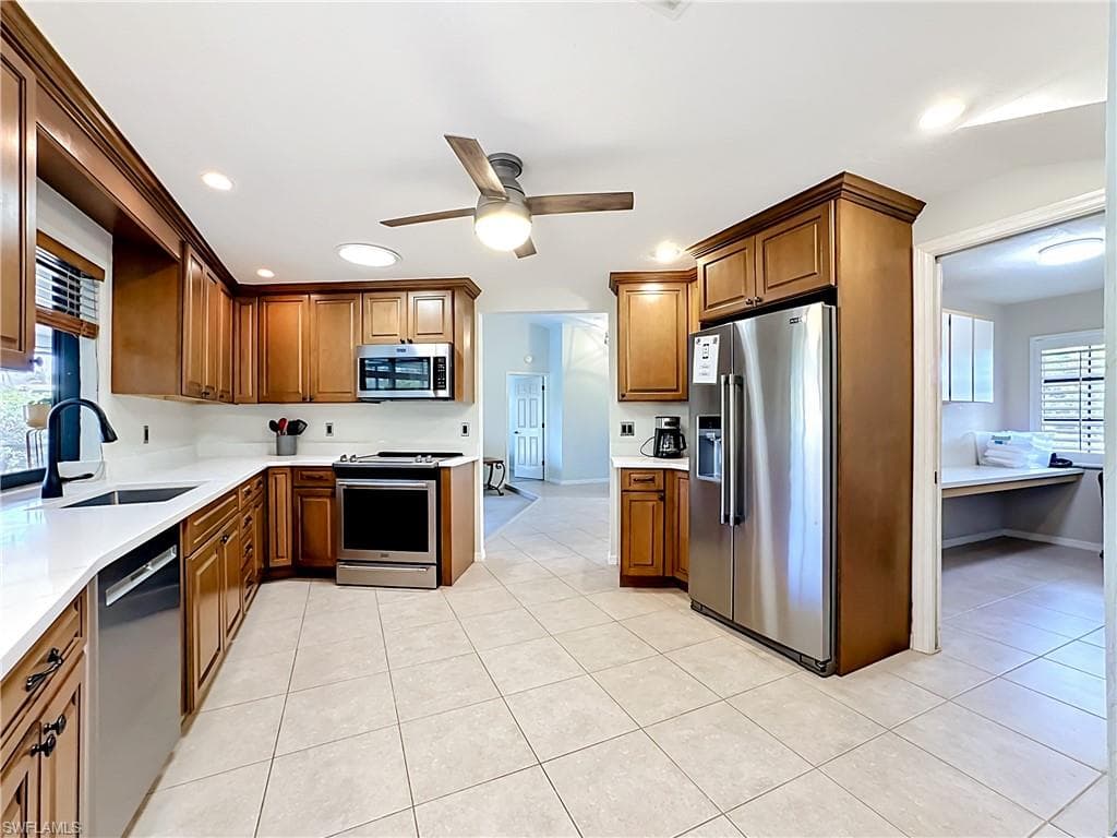 1201 Westfield DR-9