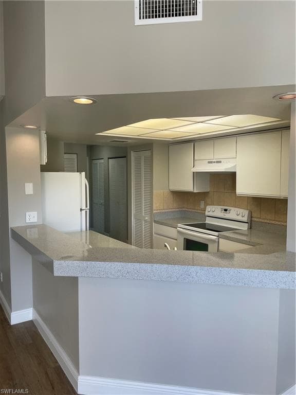 13331 Greengate BLVD 521-12