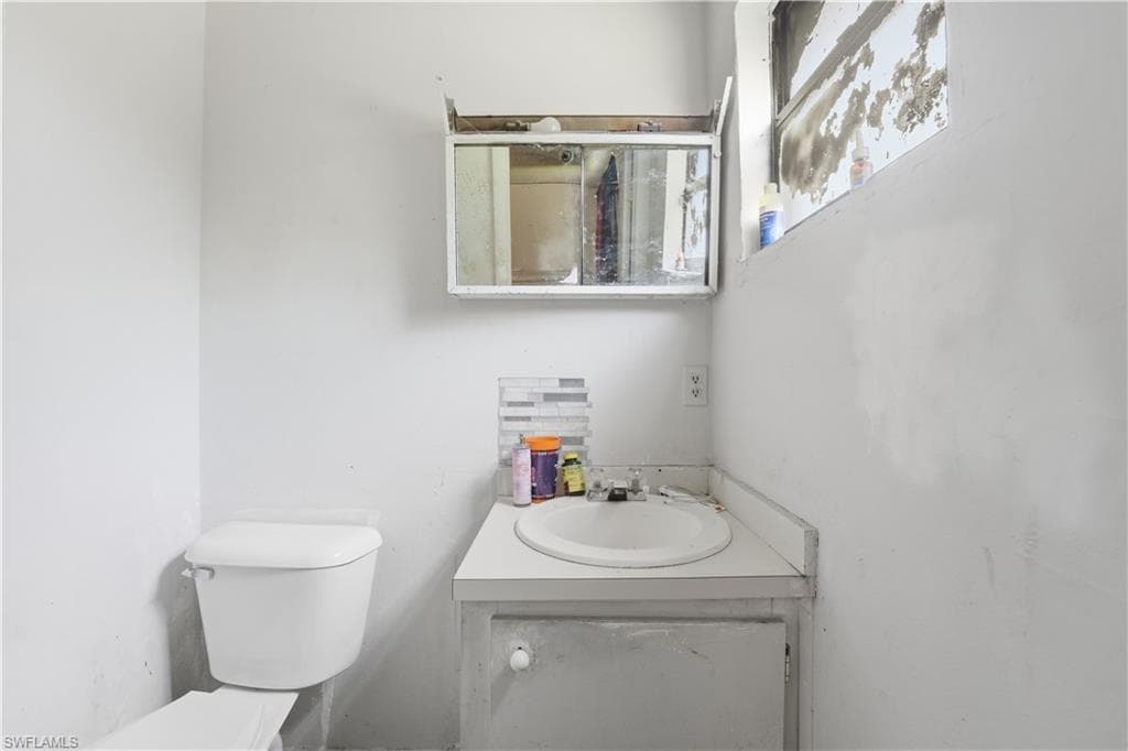 1132 Kentucky AVE-12