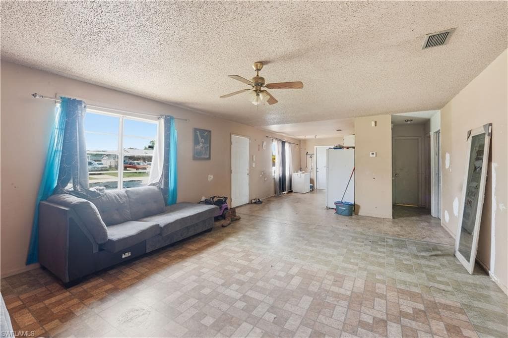 1132 Kentucky AVE-22