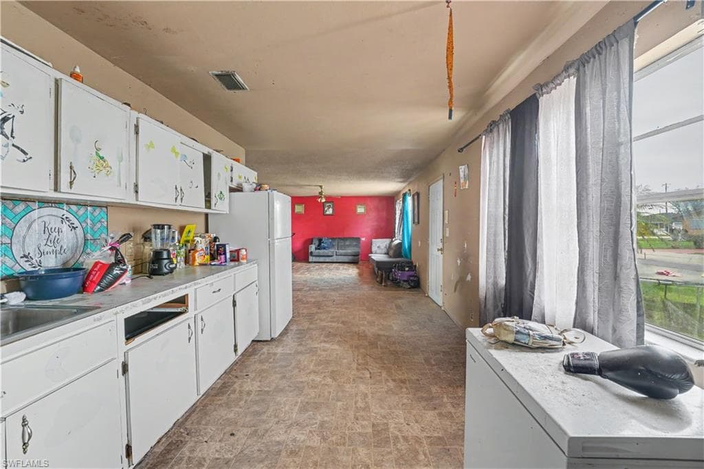 1132 Kentucky AVE-18