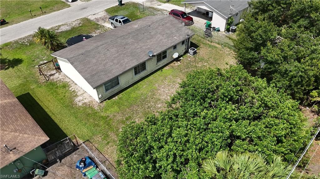 1132 Kentucky AVE-8