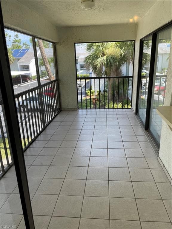 13331 Greengate BLVD 527-8