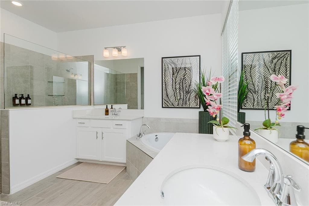 5453 Pikewood CT-23