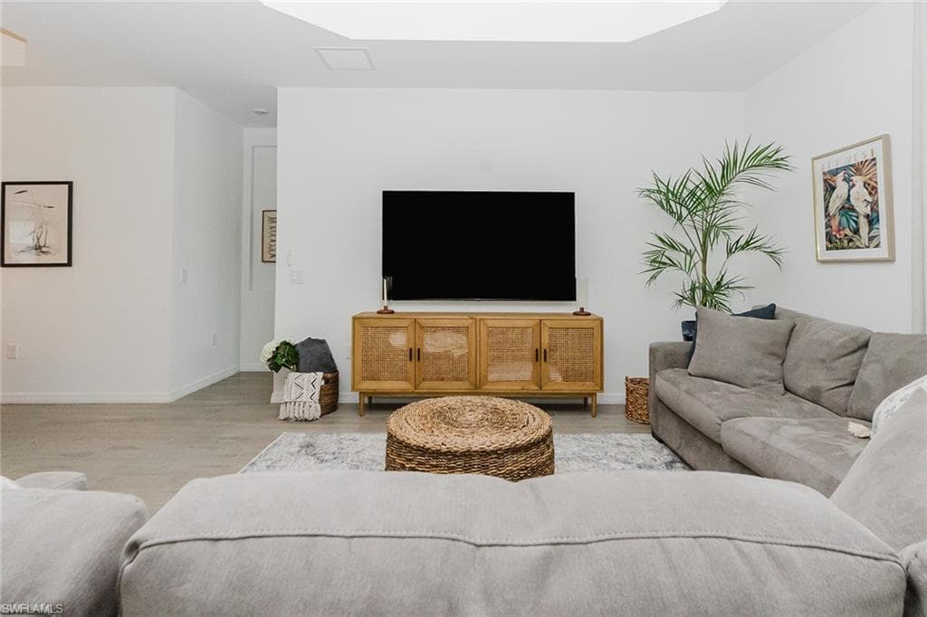 5453 Pikewood CT-12