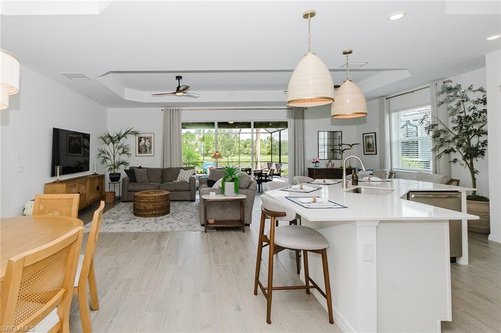 5453 Pikewood CT-11