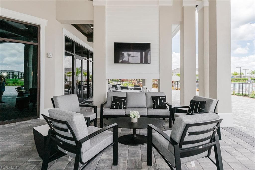 5453 Pikewood CT-44