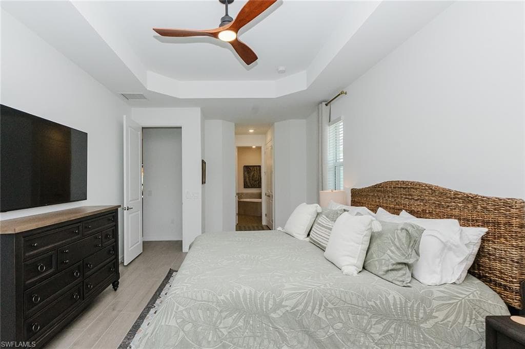 5453 Pikewood CT-21