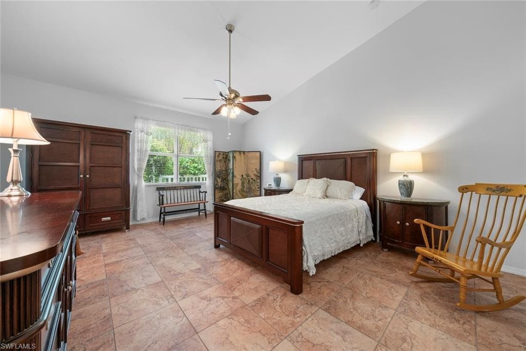 20024 Lake Vista CIR-13
