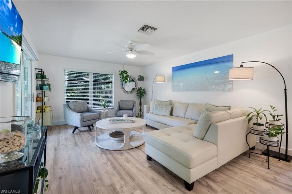 27292 East DR-8