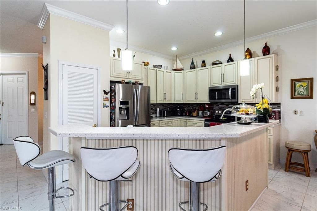 2540 Keystone Lake DR-8