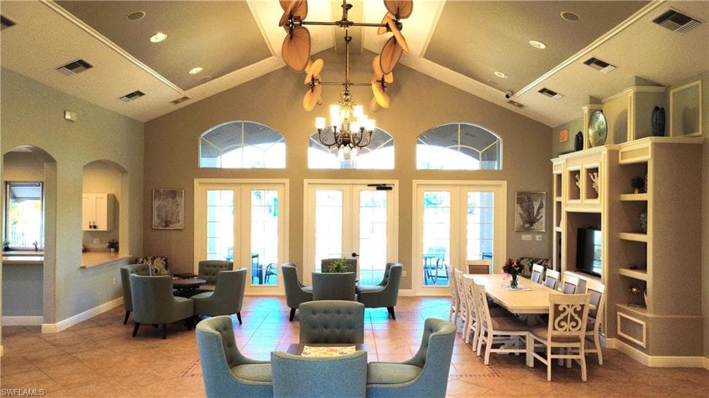 2540 Keystone Lake DR-39