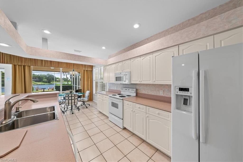 10848 Longshore WAY W-17