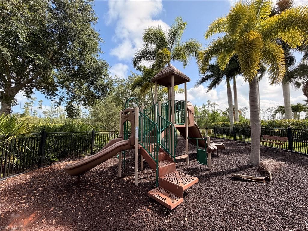 20239 Cypress Shadows BLVD-22