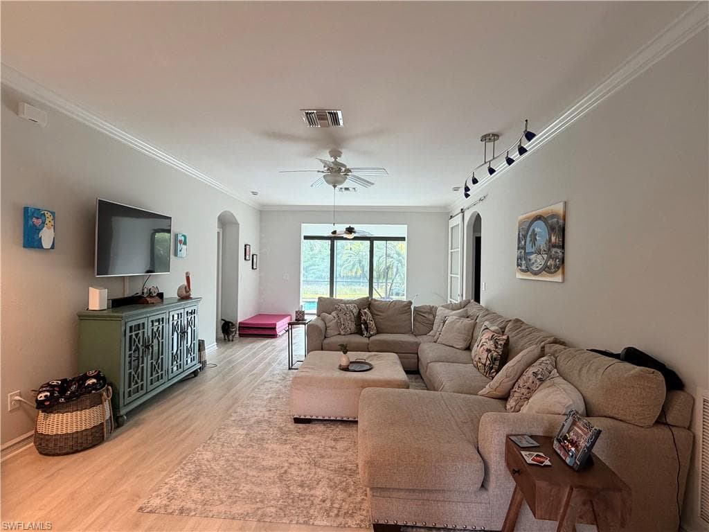 20239 Cypress Shadows BLVD-8