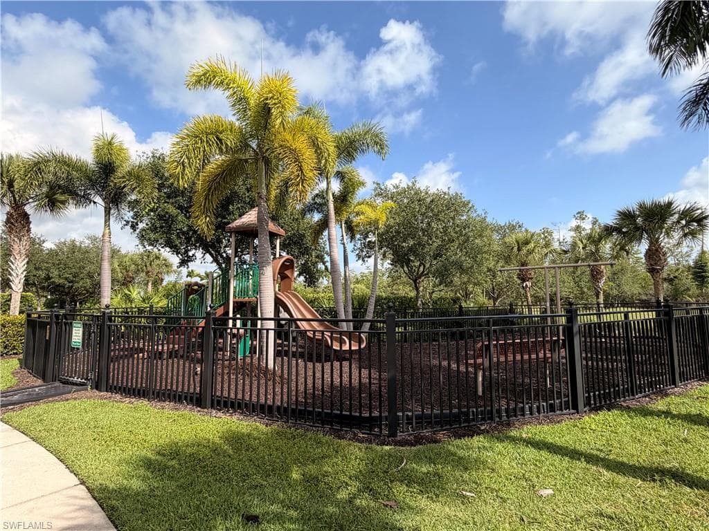 20239 Cypress Shadows BLVD-23