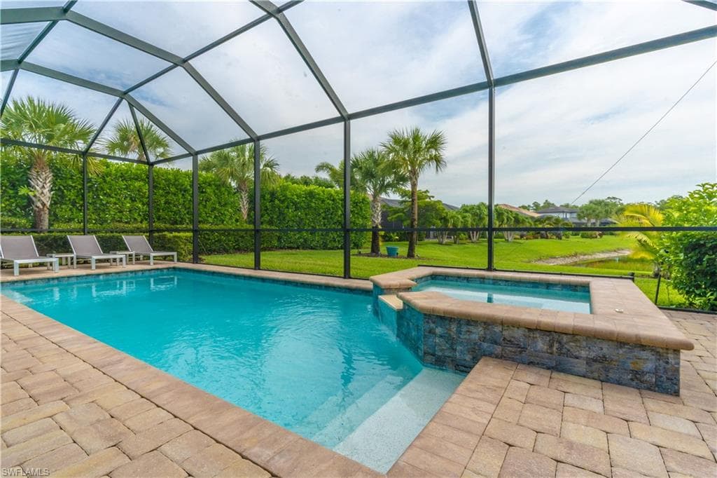 6727 Pennyroyal DR-14