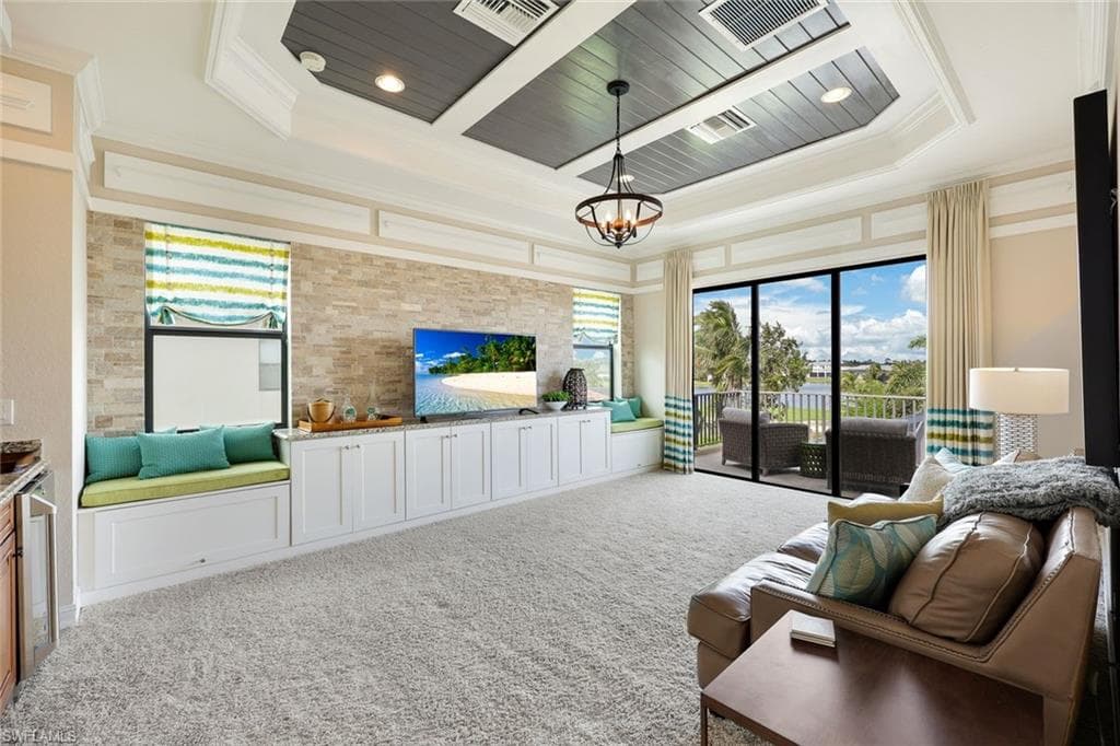 9856 Corso Bello DR-18
