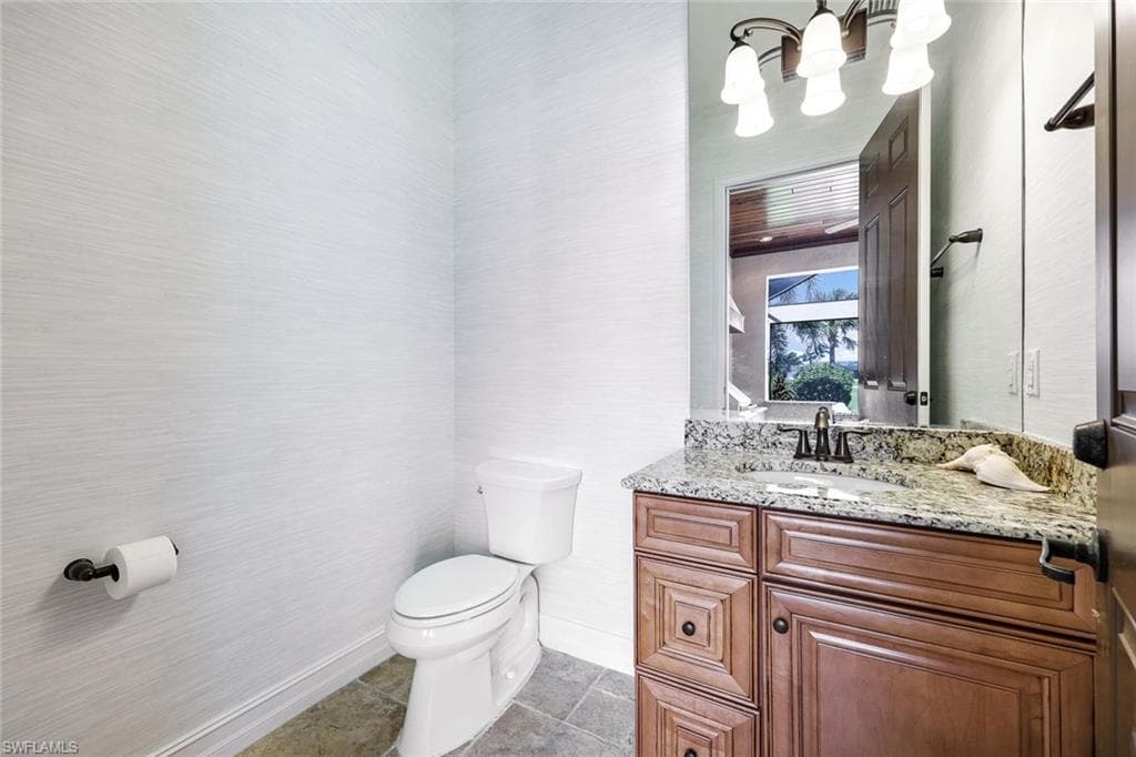 9856 Corso Bello DR-25