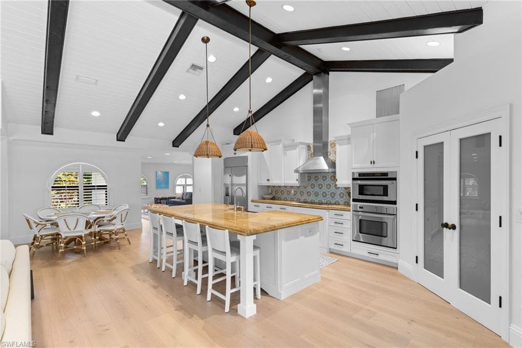 436 Corbel DR-8
