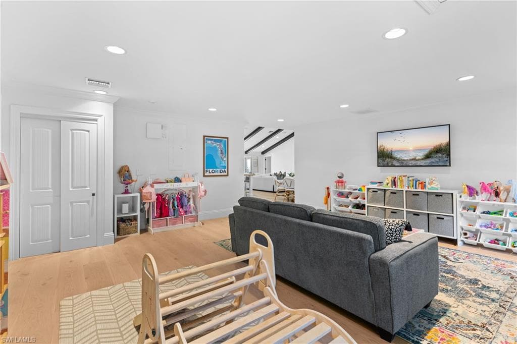 436 Corbel DR-30