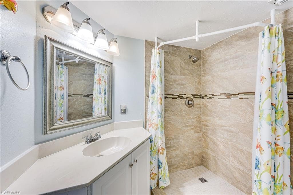 1702 Kings Lake BLVD 102-17