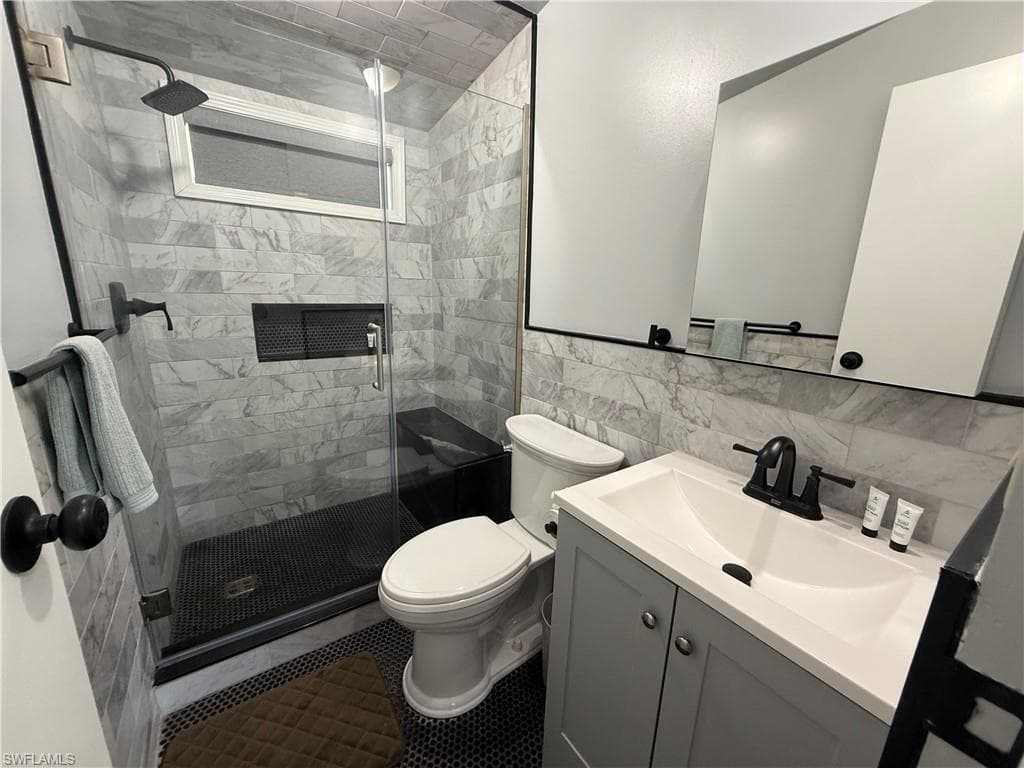 10251 Wales LOOP-5