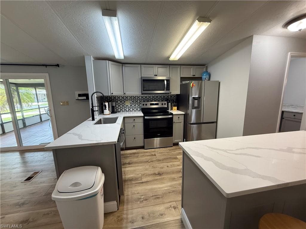 10251 Wales LOOP-3