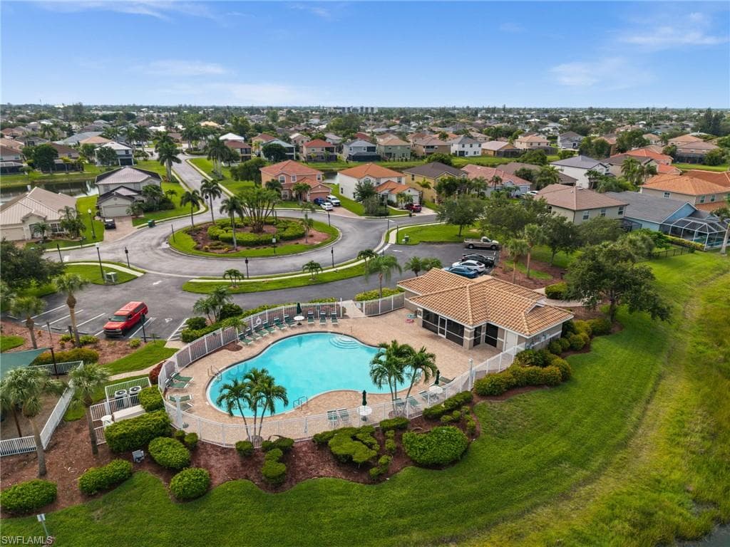 2017 Cape Heather CIR-32