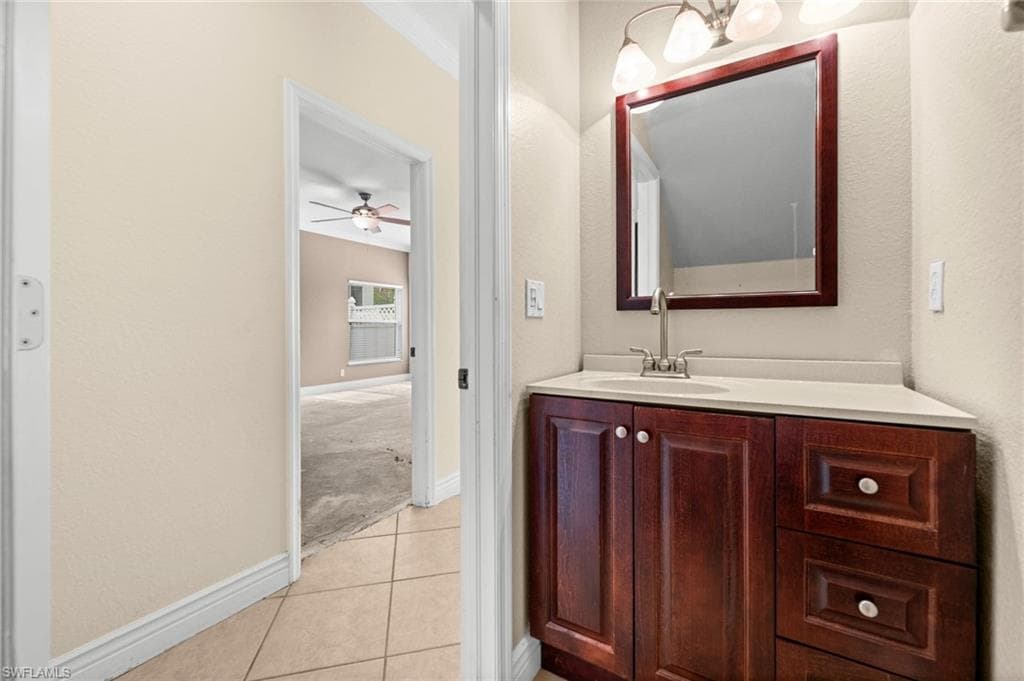 2017 Cape Heather CIR-18