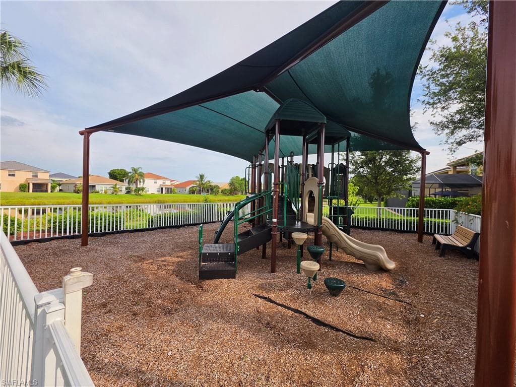 2017 Cape Heather CIR-39