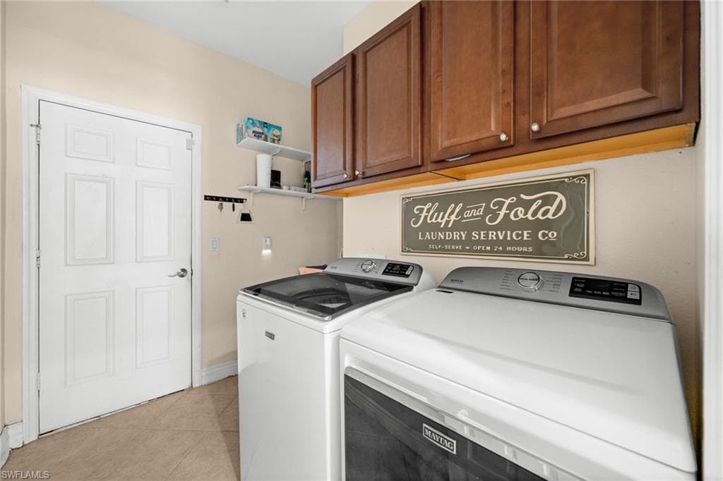 2017 Cape Heather CIR-30