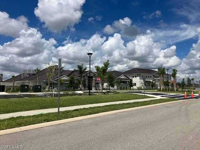 14231 Pine Lodge LN-18