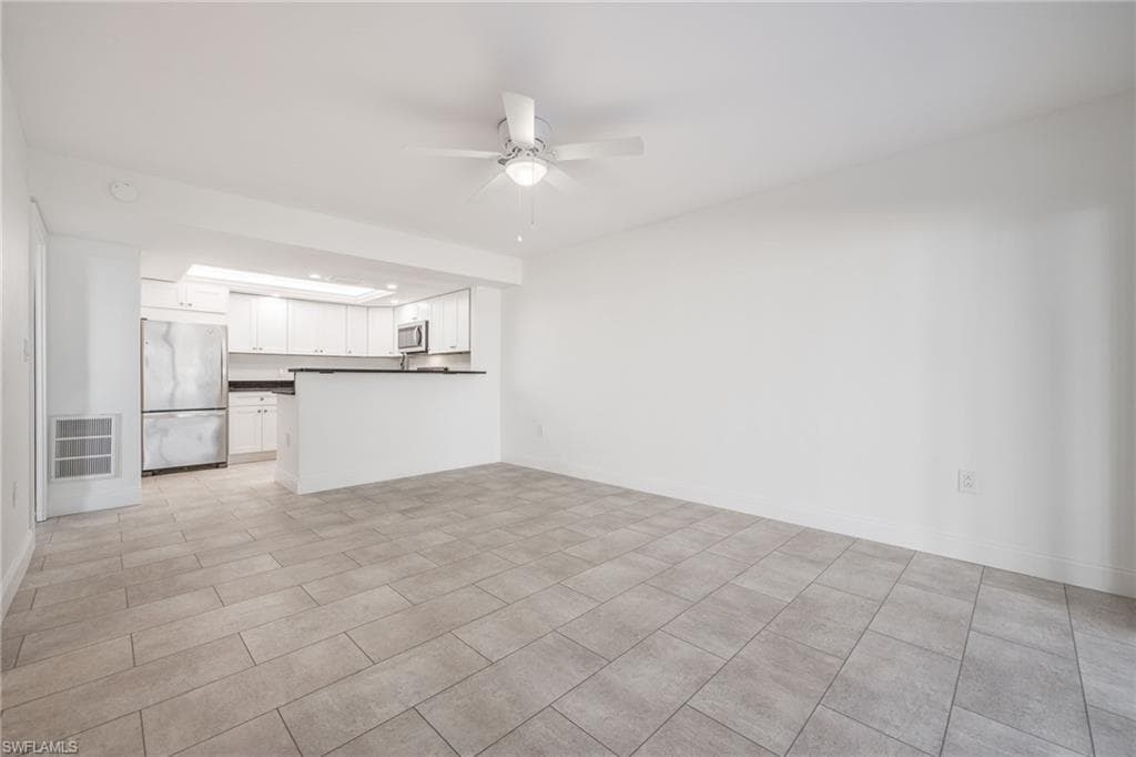 11674 Pointe Circle DR-16