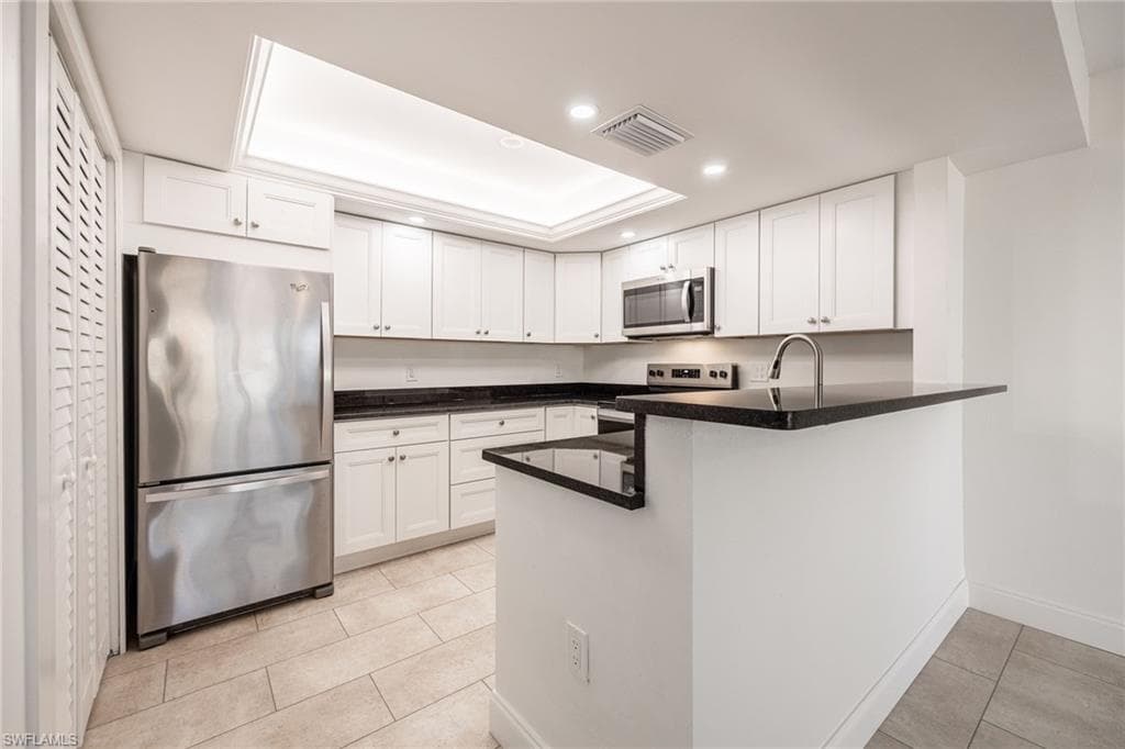 11674 Pointe Circle DR-11