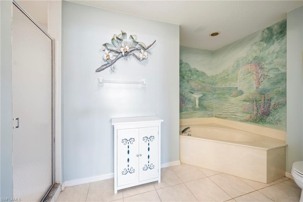4240 Pensacola AVE 1202-21
