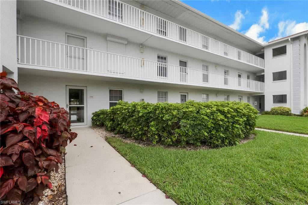 9580 Victoria LN 104-2