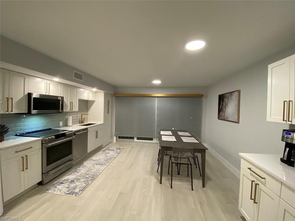 1222 Gordon DR 18-10