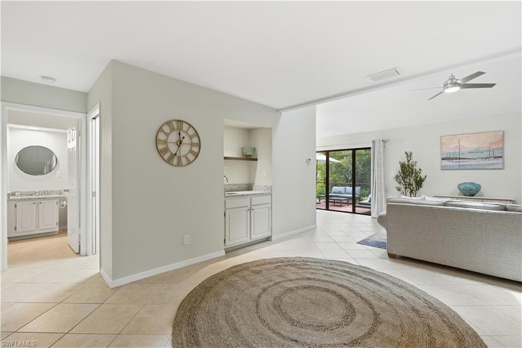 1281 Solana RD-12