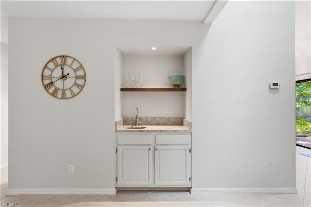 1281 Solana RD-10
