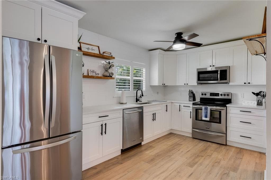 5118 York CT-8